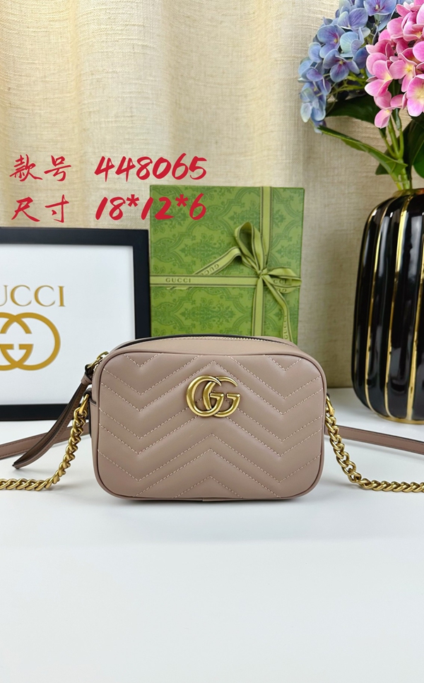 激安グッチバッグコピー正面デザイン